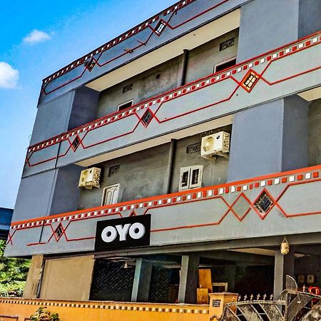 Hotel O Lavish Stay Sururnagar Luaran gambar