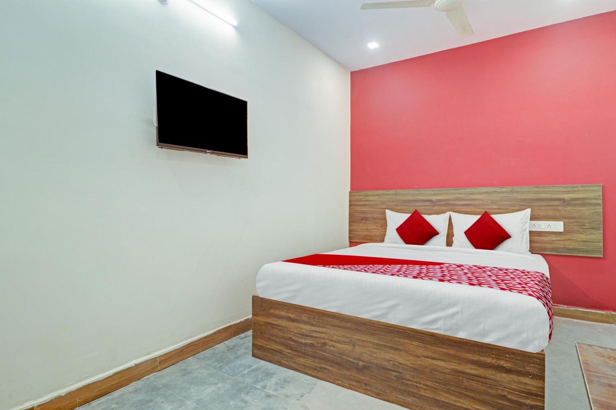 Hotel O Lavish Stay Sururnagar Luaran gambar