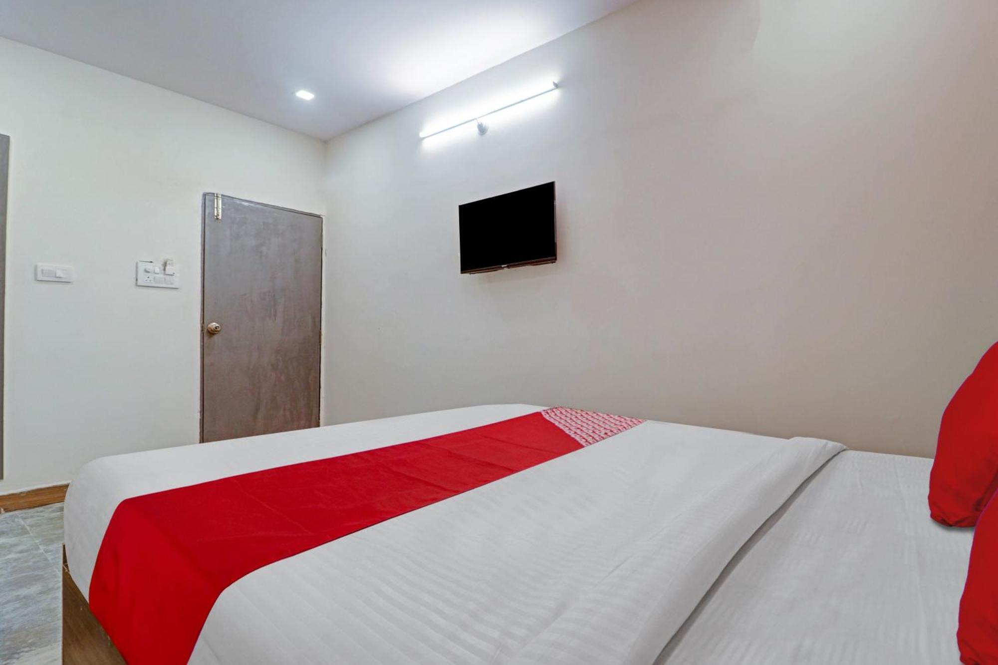 Hotel O Lavish Stay Sururnagar Luaran gambar